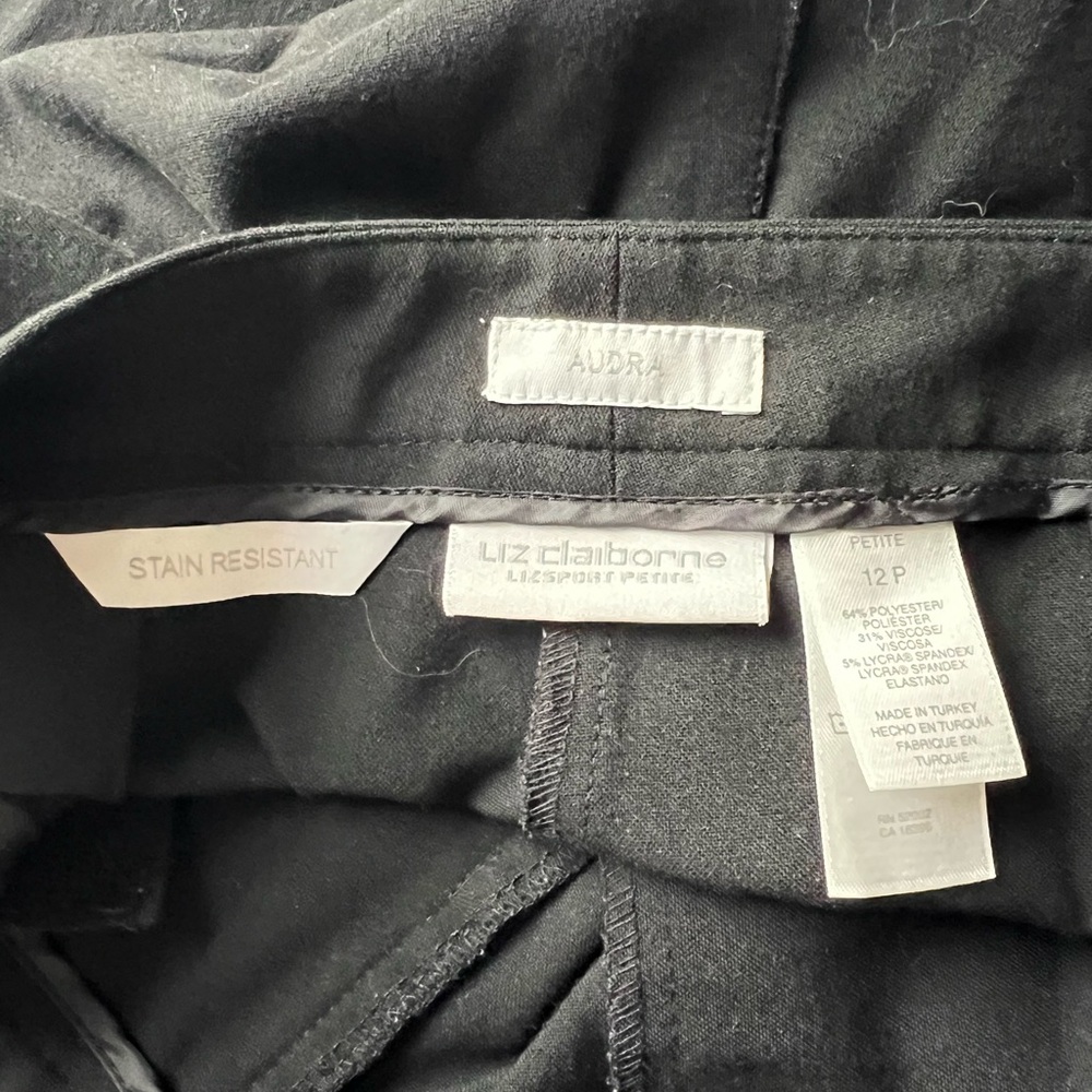 Liz Clalborne pants size 12 P - Picture 5 of 6